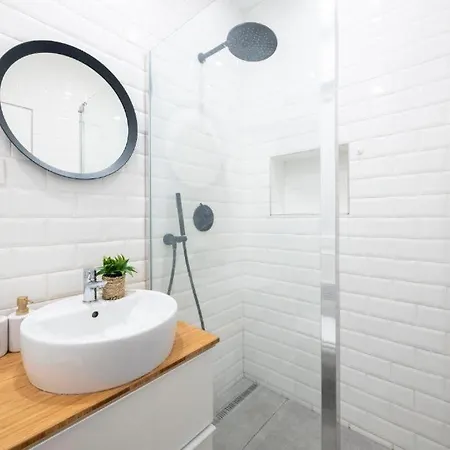 Stylish & Cozy Beze Dream In The Heart Of