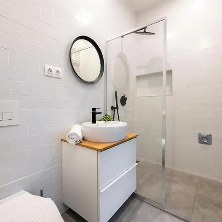 Stylish & Cozy Beze Dream In The Heart Of דירה