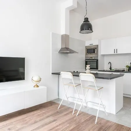 Stylish & Cozy Beze Dream In The Heart Of Lägenhet