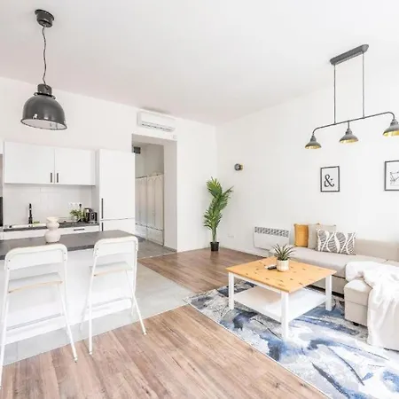Stylish & Cozy Beze Dream In The Heart Of Lägenhet *