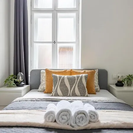 Stylish & Cozy Beze Dream In The Heart Of Lägenhet