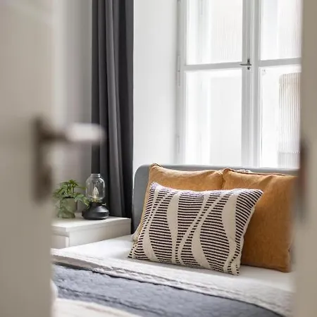 Stylish & Cozy Beze Dream In The Heart Of